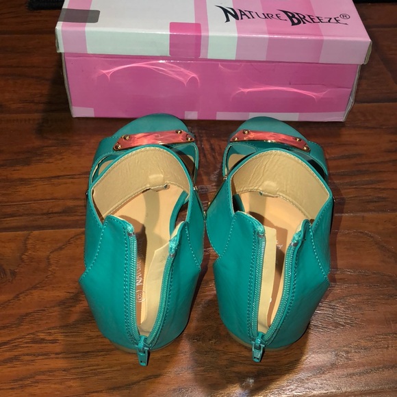 Sandals - Picture 4 of 5